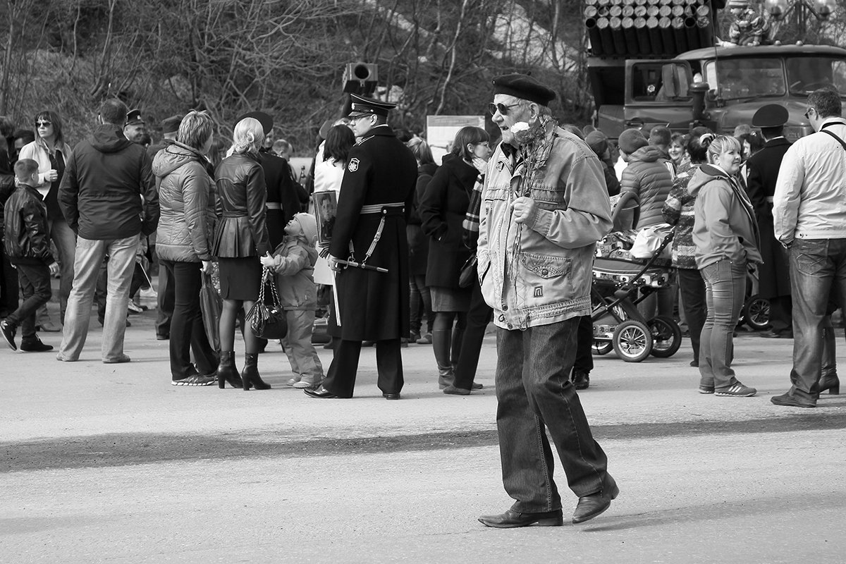 *** - Oleg Akulinushkin