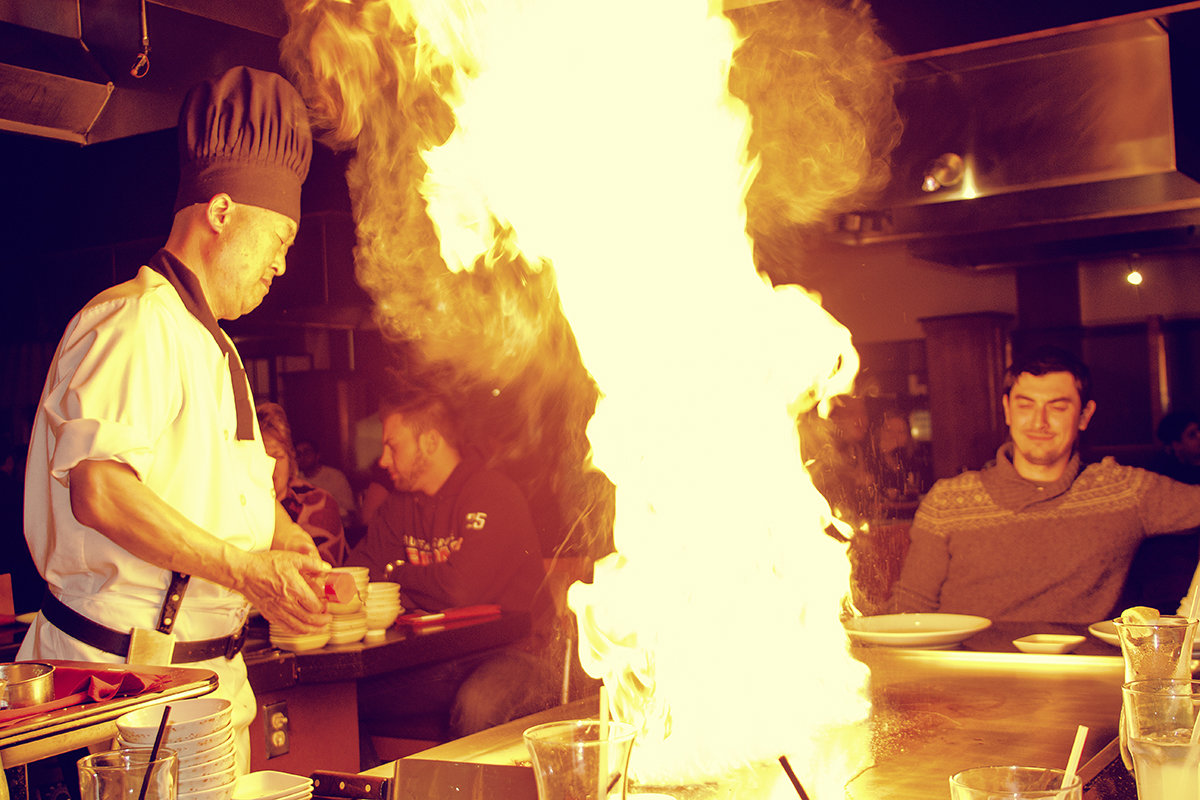 Обед с огнем. - Алена Торопов