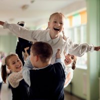 На перемене. :: Лилия .