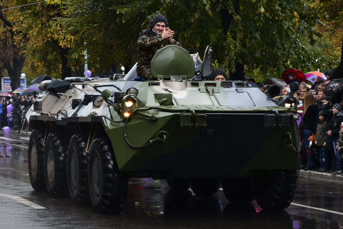 Парад военной техники - Богдан Петренко