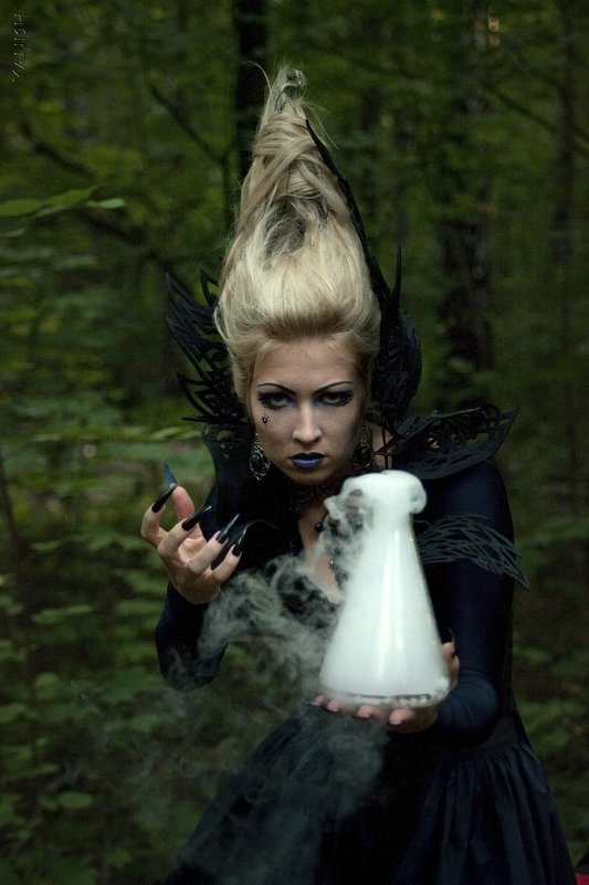 - - Янина Ермакова