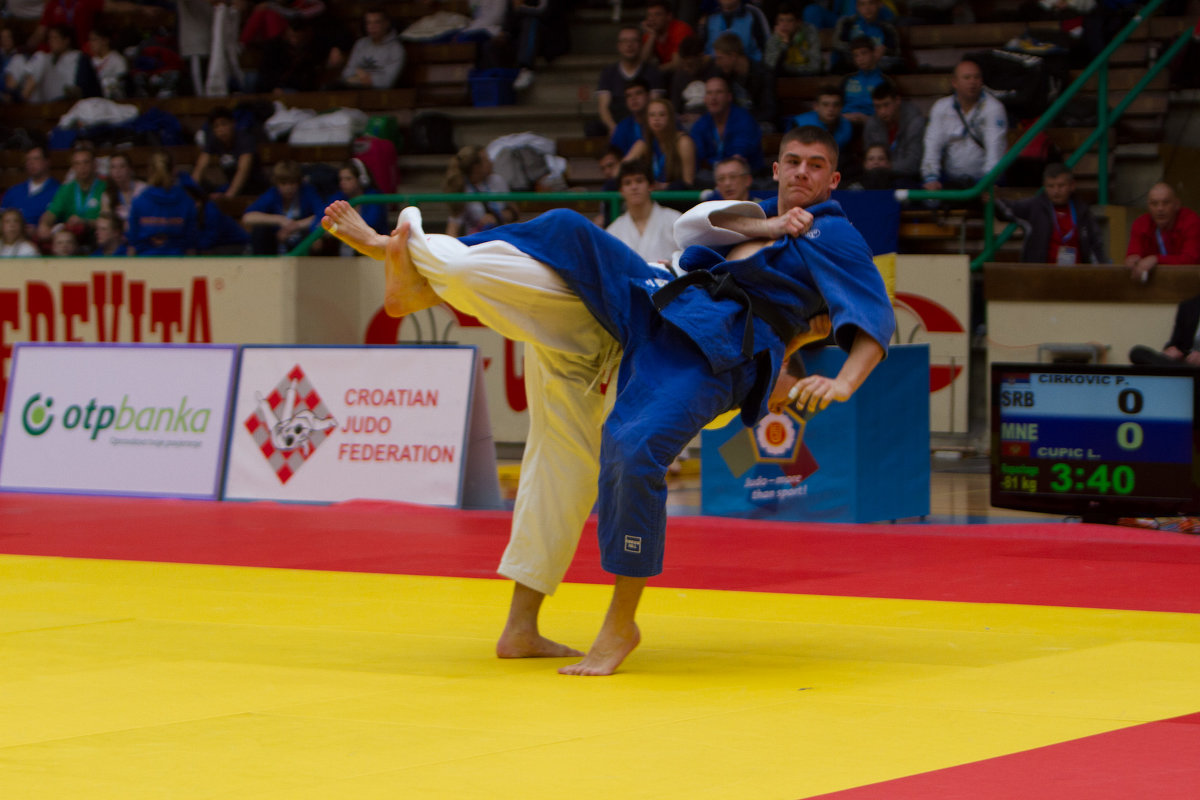 *** - Геннадий Яременко