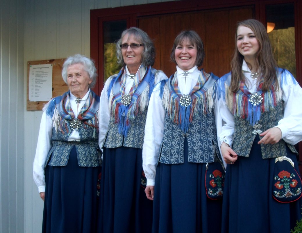 4 поколения - Елена Байдакова