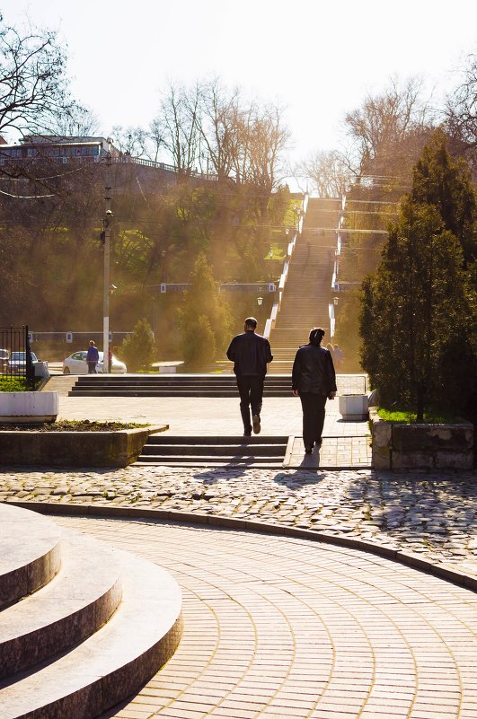 К солнцу - Константин Бобинский