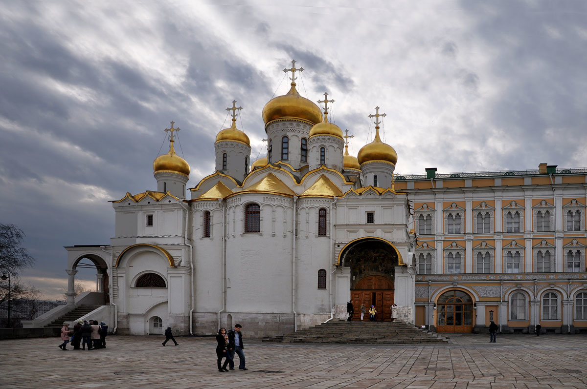 И достославной веял стариной - Ирина Данилова