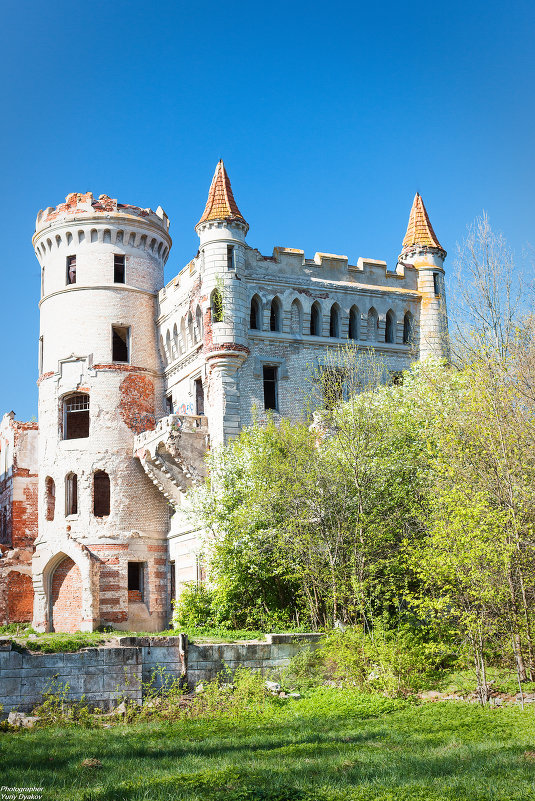 Замок - Юрий Дьяков