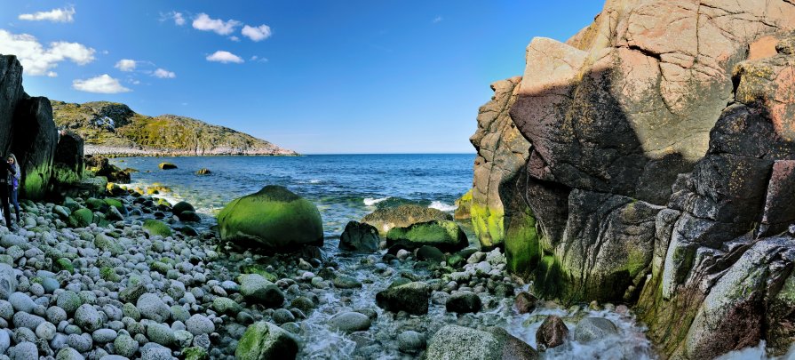 Красивый зеленый камень. - Александр Максименко Красивый зеленый камень. - Александр Максименко