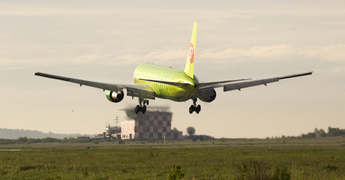 Boeing 767 Landing in Irkutsk - Liana Klevcova