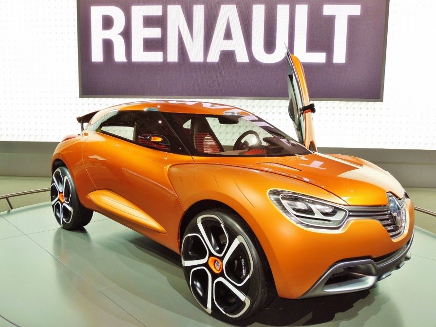 Концепт-кар RENAULT . Видео на YouTube.com/IGORAIKO - Игорь Абрамов