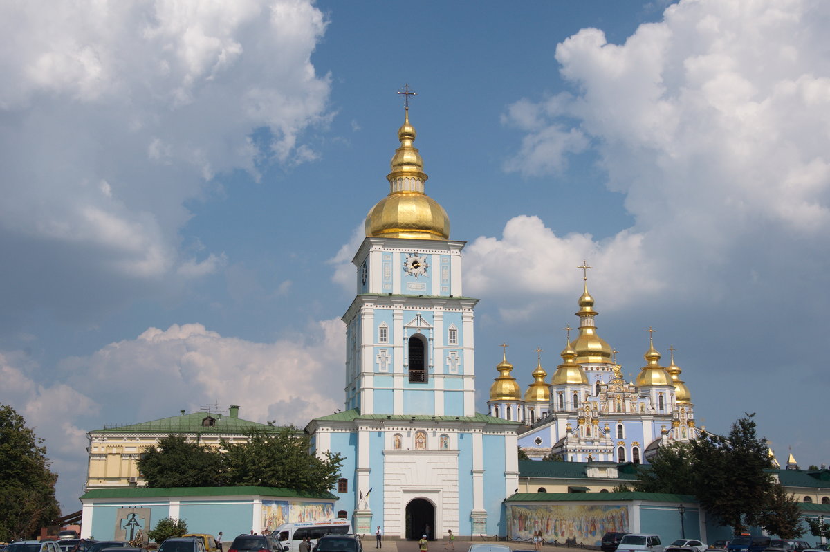 Михайлівський золотоверхий - Борис Бармалей