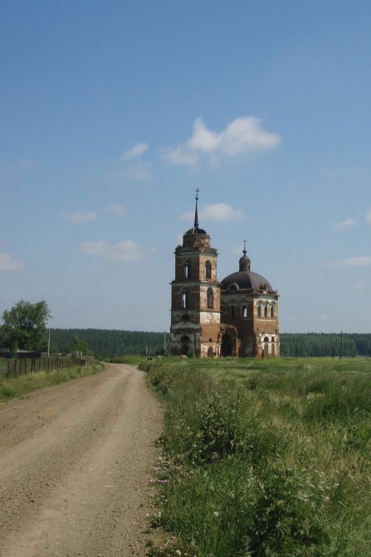 Старый храм - Сергей Комков