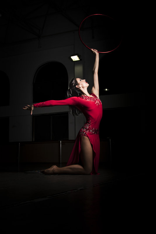 девушка с кольцом - Vitaliy Mytnik девушка с кольцом - Vitaliy Mytnik