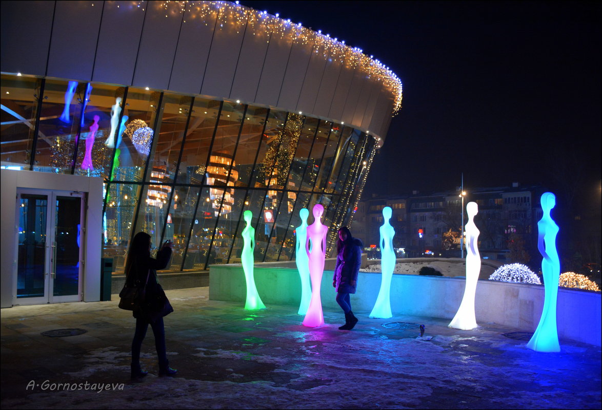 ТРЦ Dostyk Plaza в Алма-Ате. - Anna Gornostayeva