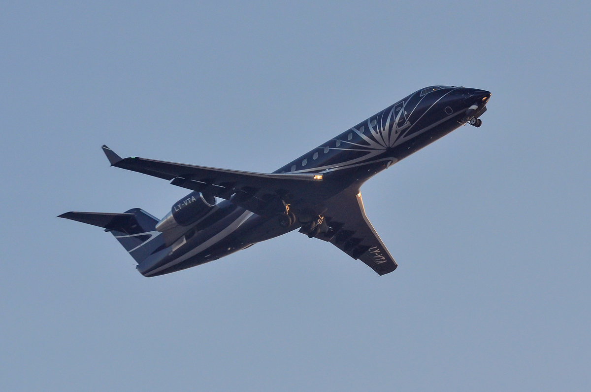 Bombardier CRJ-200LR - Андрей Иркутский