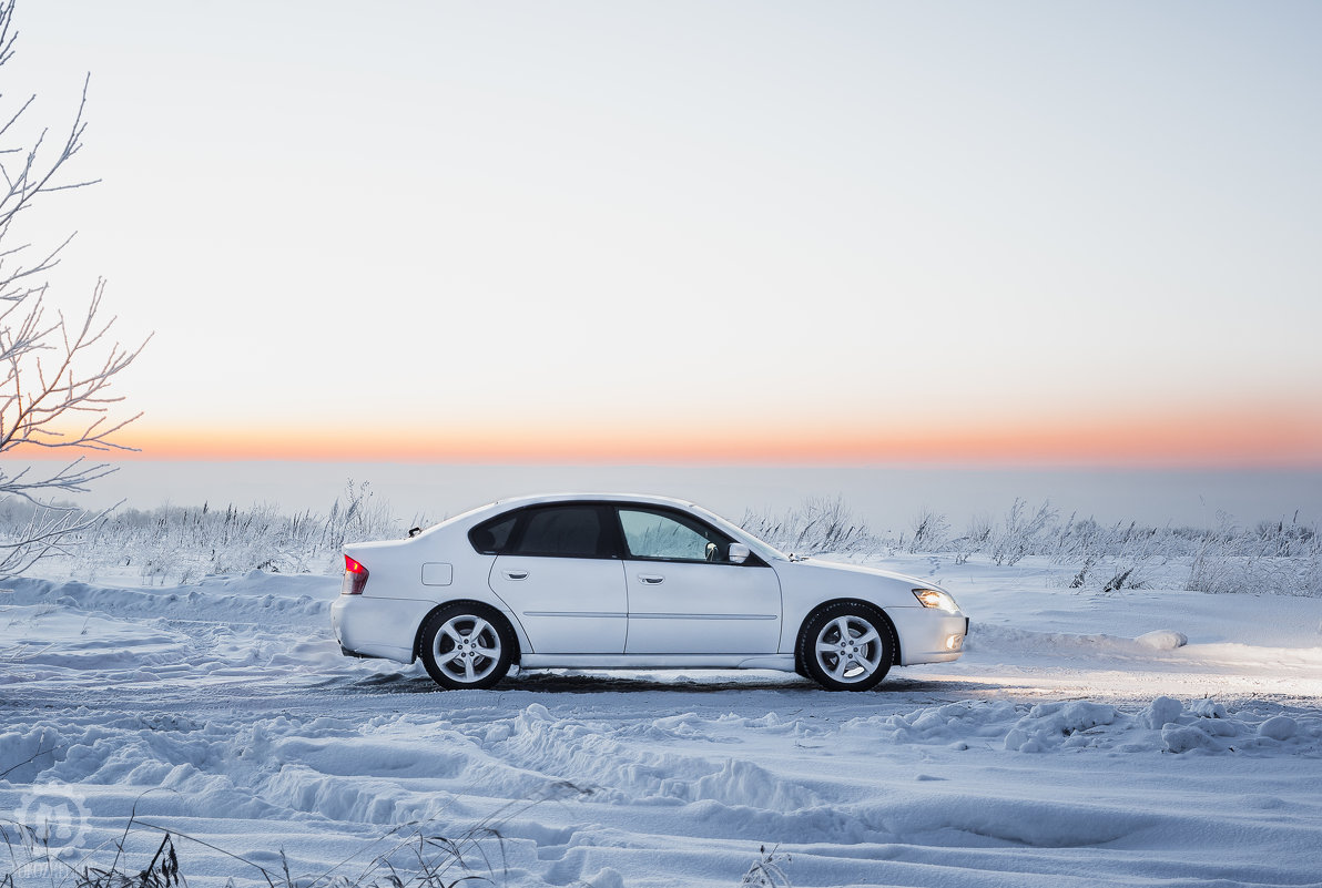 Subaru Legacy B4 - Иван Вороженков