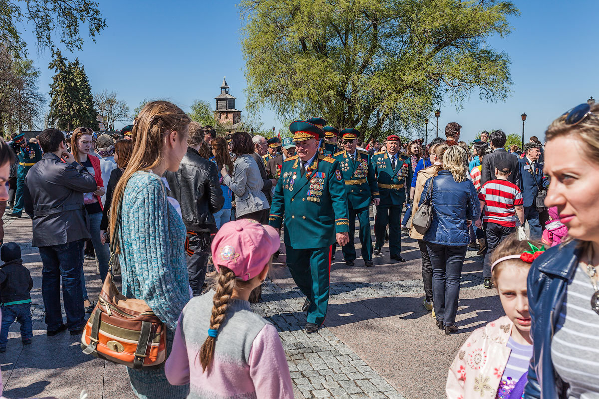 *** - Максим Баранцев