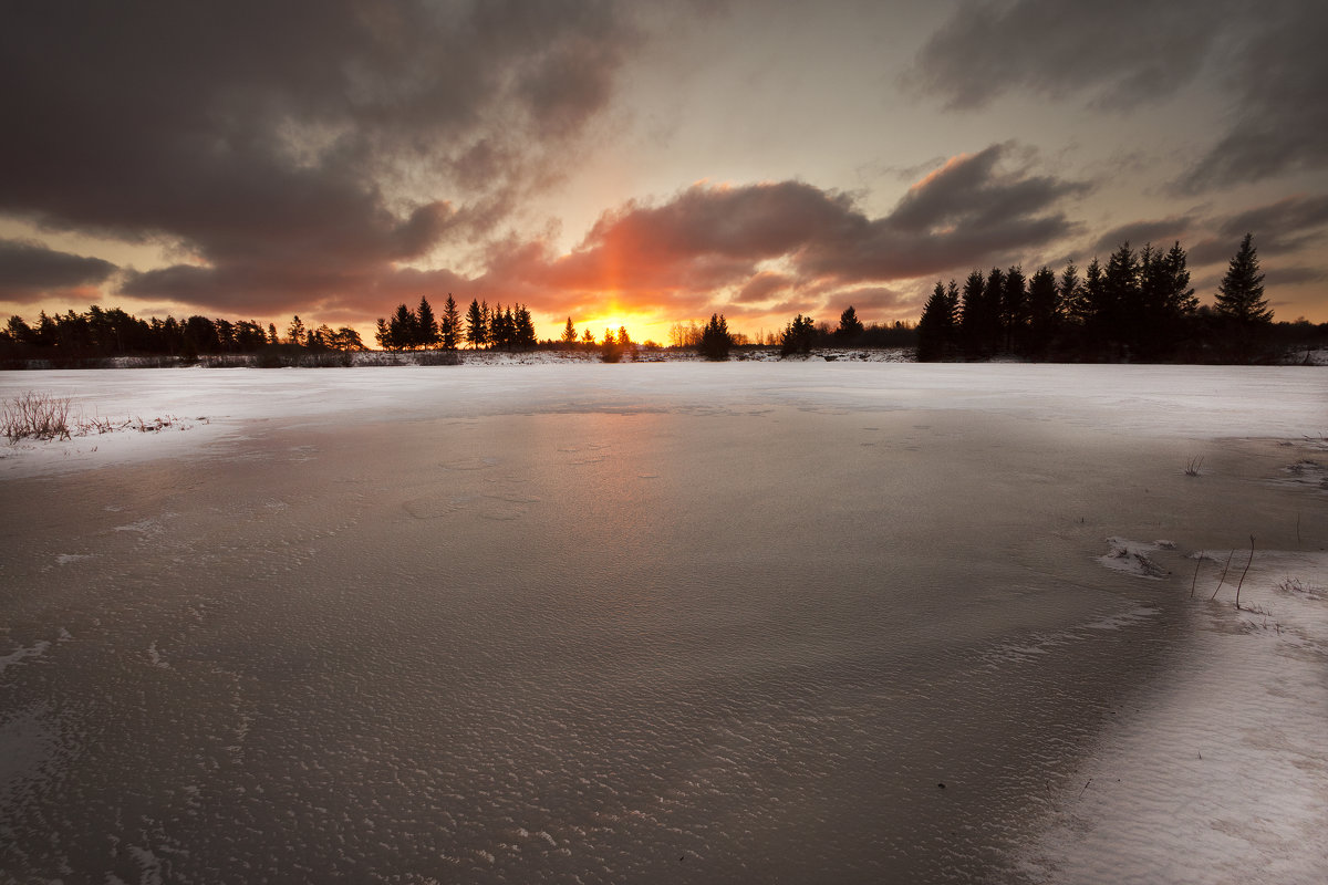 ледяное озеро с свете восходящего солнца. - Dmitri_Krzhechkovski Кржечковски ледяное озеро с свете восходящего солнца. - Dmitri_Krzhechkovski Кржечковски