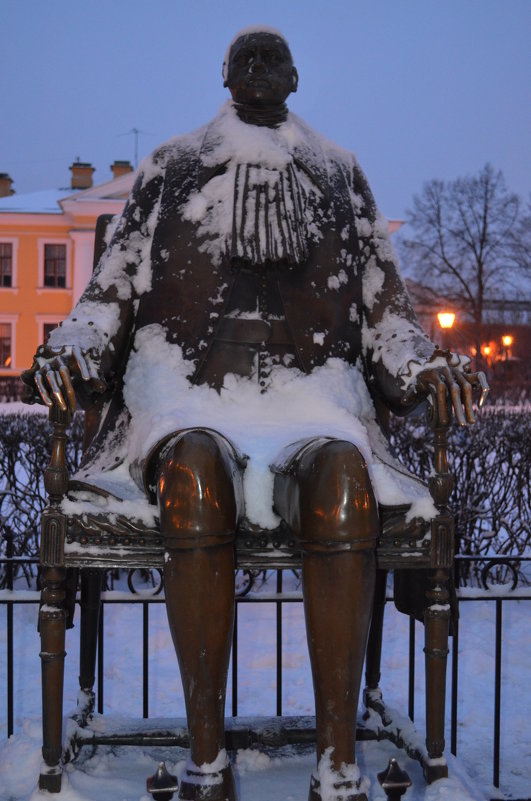 Памятник Петру - Таня Фиалка Памятник Петру - Таня Фиалка