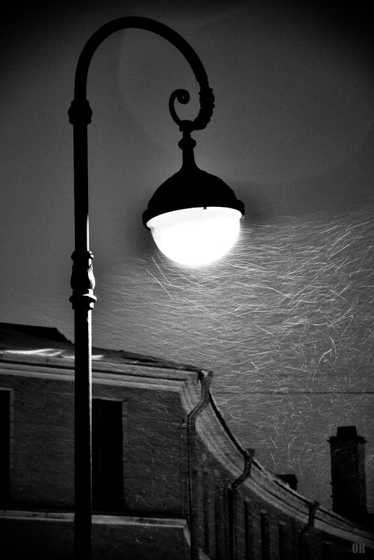 Одинокий фонарь.. - Ольга Рязанова Одинокий фонарь.. - Ольга Рязанова