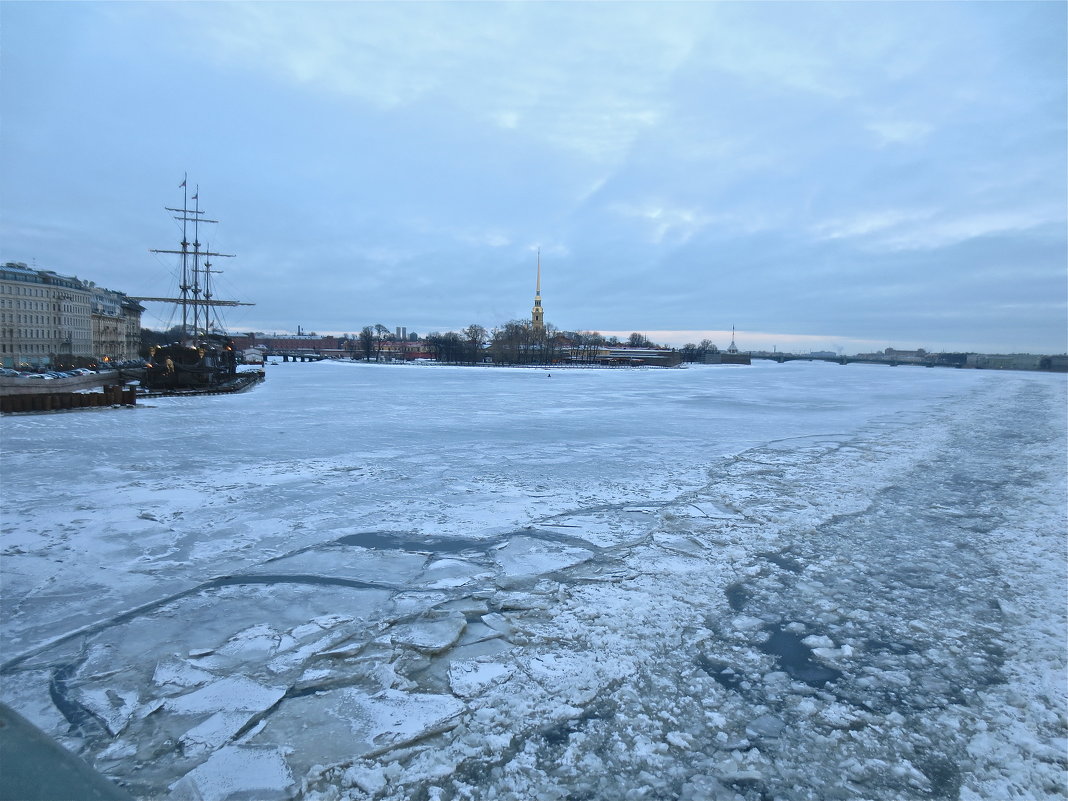 Нева  во льду - Елена 