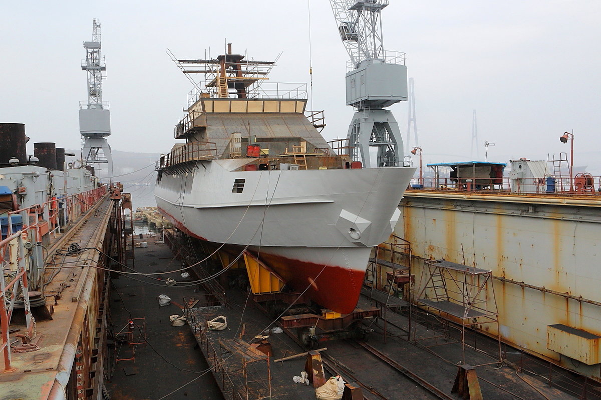 В доке...новое судостроение. - Александр 