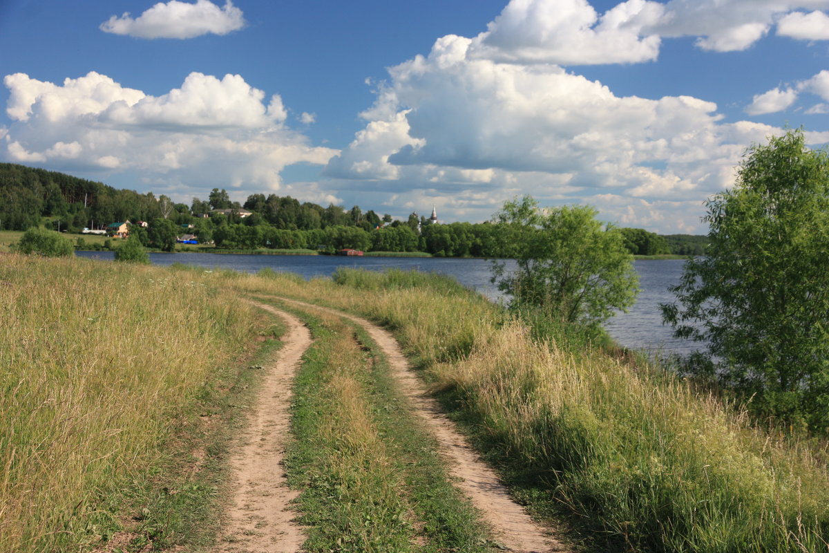 Дорога в июль - Иван Торопов Дорога в июль - Иван Торопов