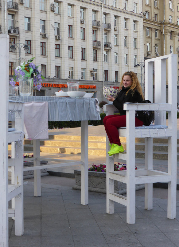 Гигантомания на московских улицах - Евгений Кривошеев