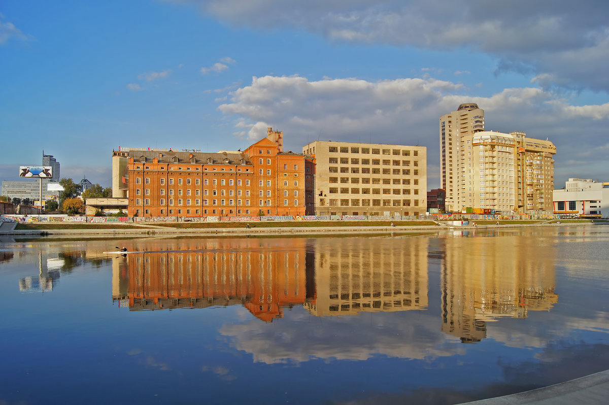 --- - Александр Смирнов --- - Александр Смирнов