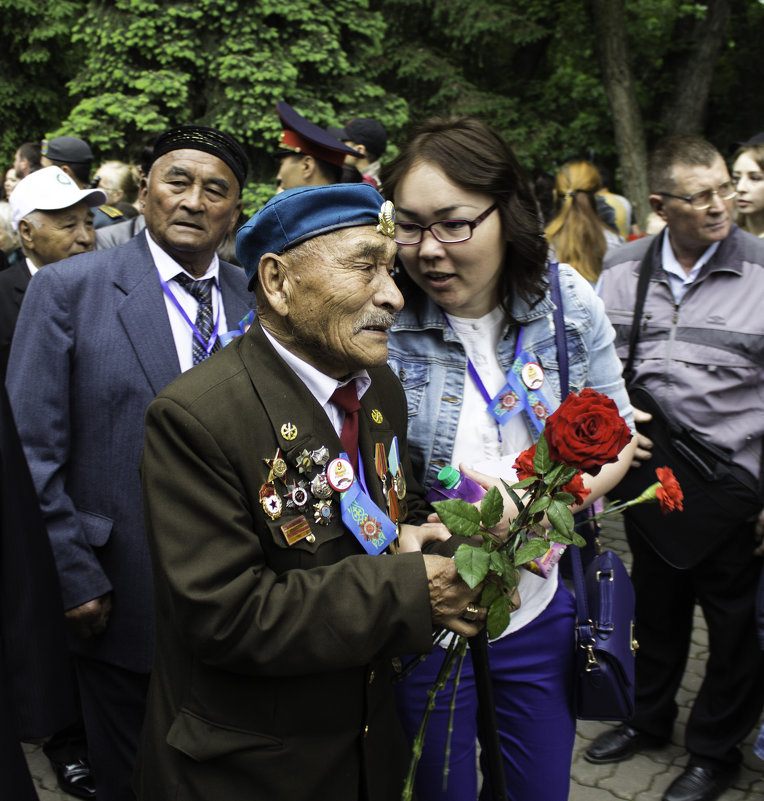 Спасибо деду за Победы - Evgeniy Akhmatov