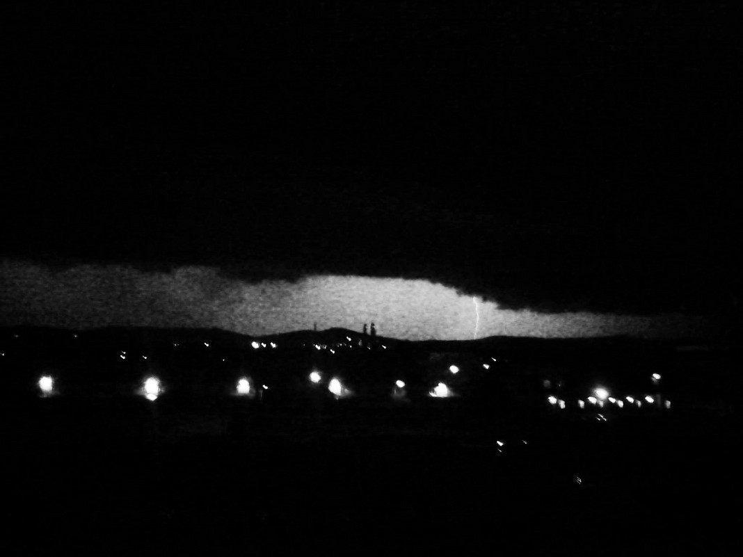 Молния и завод - Александр Мурзаев Молния и завод - Александр Мурзаев