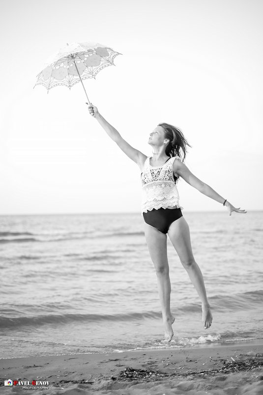 навстречу ветру и уходящему солнцу... - Павел Генов