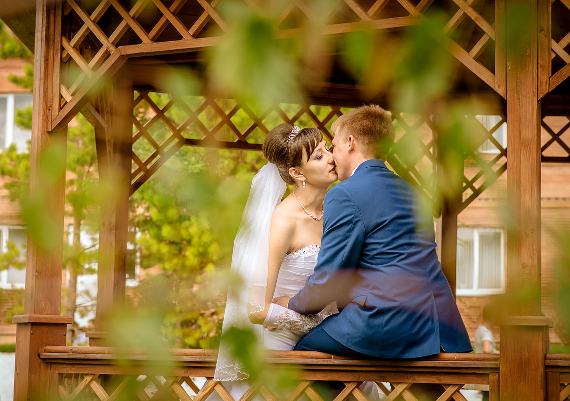 love is... - Надя Шарыкина love is... - Надя Шарыкина