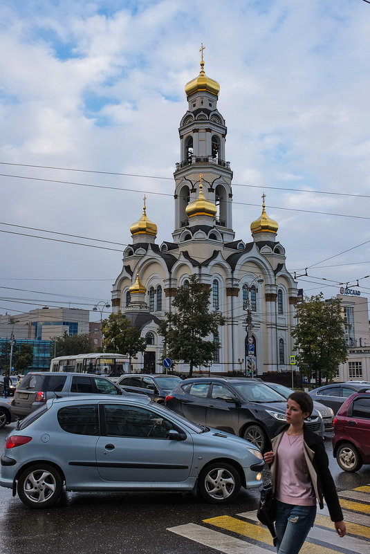 Прогулка по Екатеринбургу. - Валерий Молоток