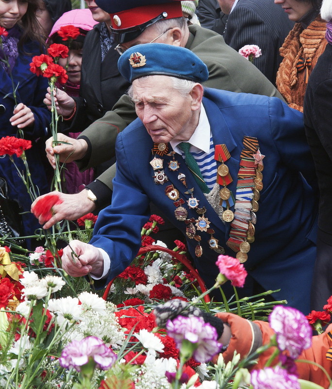 ТОМСК .   9  МАЯ - михаил пасеков