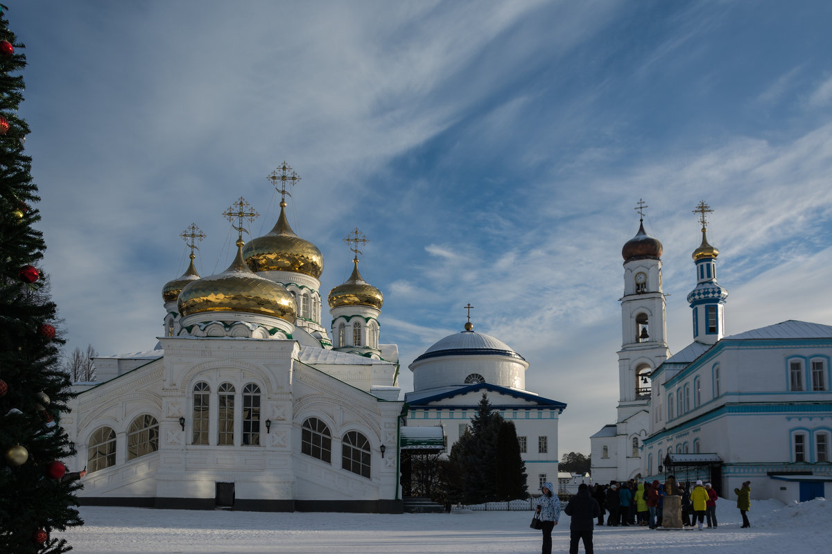 Вид на Раифский Богородицкий мужской монастырь - Kasatkin Vladislav