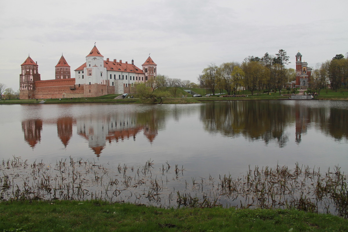 Мирской замок - Мила 