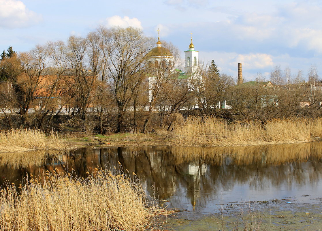 А в городе, как прежде, в пору ясную, сверкают золотые купола. - Валентина ツ ღ✿ღ