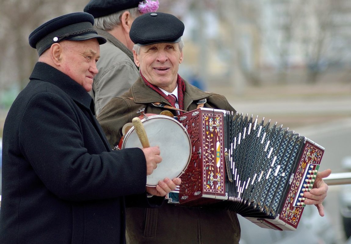 Бубен и гармонь.. - Юрий Анипов 