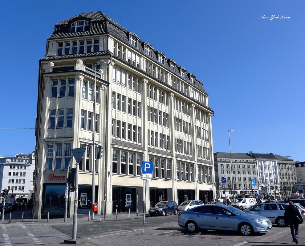 Hamburg. Ohnsorg Theater. - Nina Yudicheva