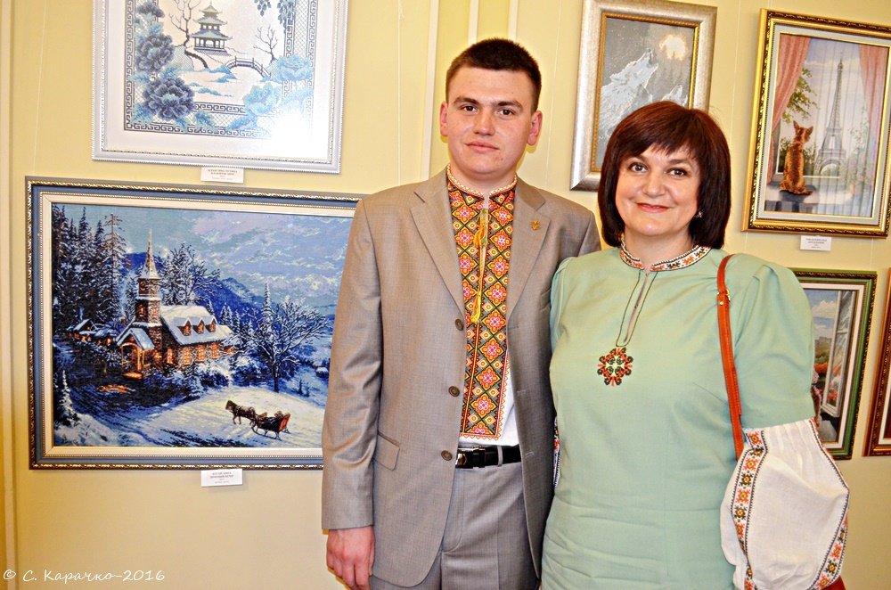 Вишивальники - Степан Карачко Вишивальники - Степан Карачко