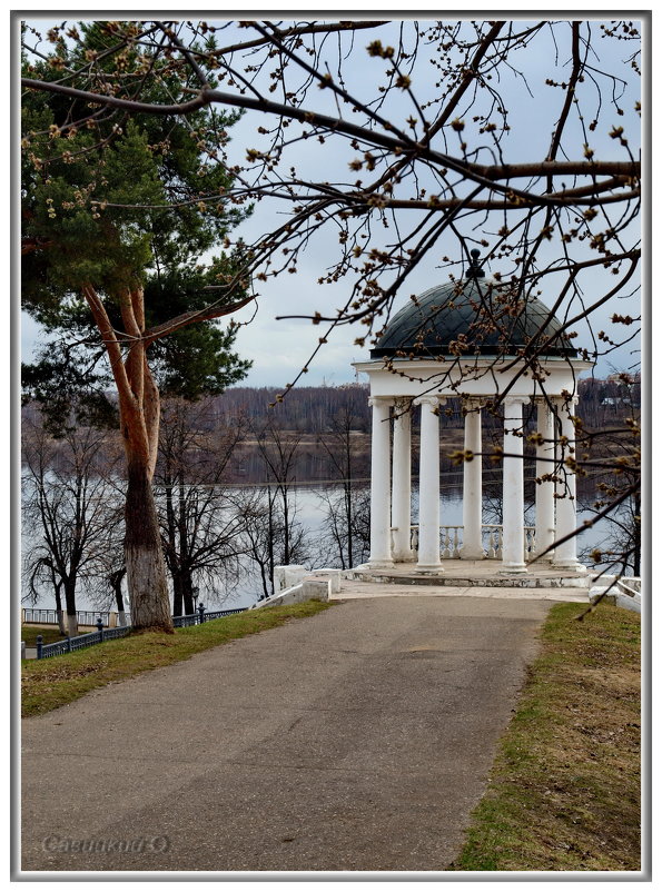 Беседка Островского. Кострома. - Олег Савицкий