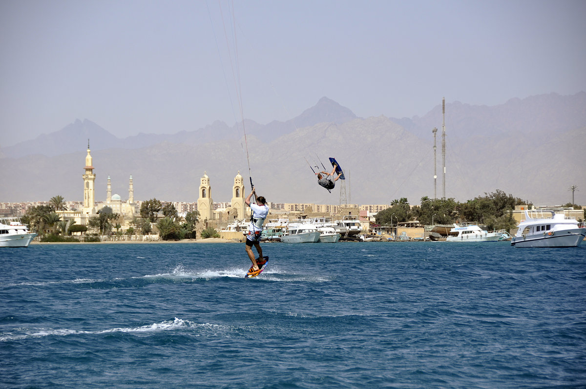 Прыжки в бухте Моисея - Lukum Прыжки в бухте Моисея - Lukum