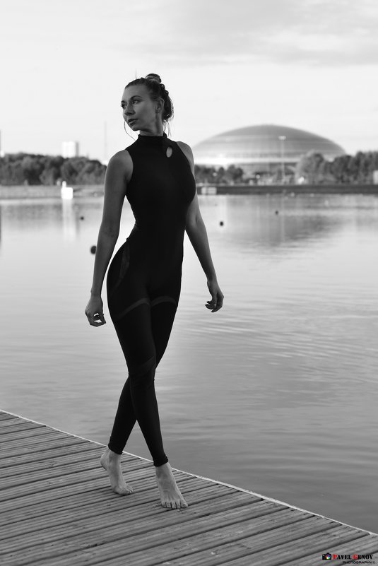 по краю... - Павел Генов