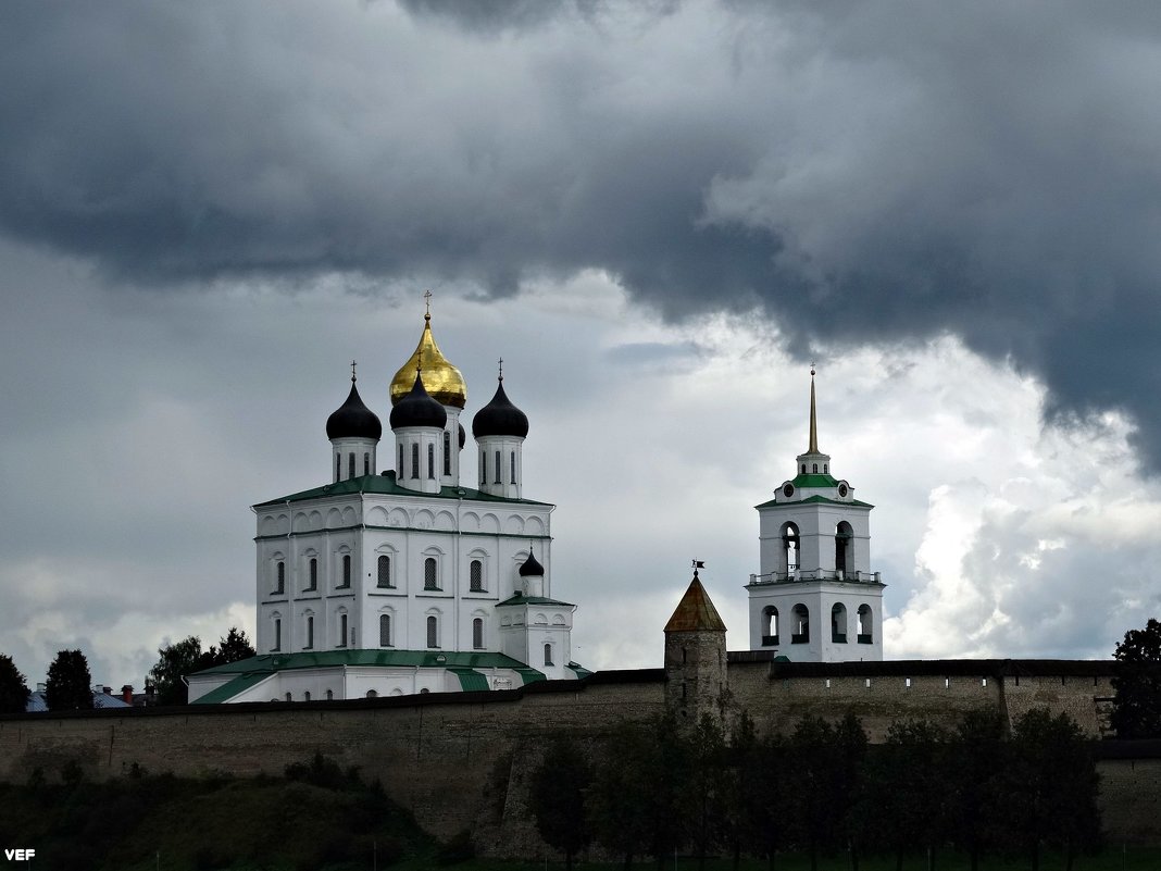 Троицкий собор Псковского Кремля. - Fededuard Винтанюк