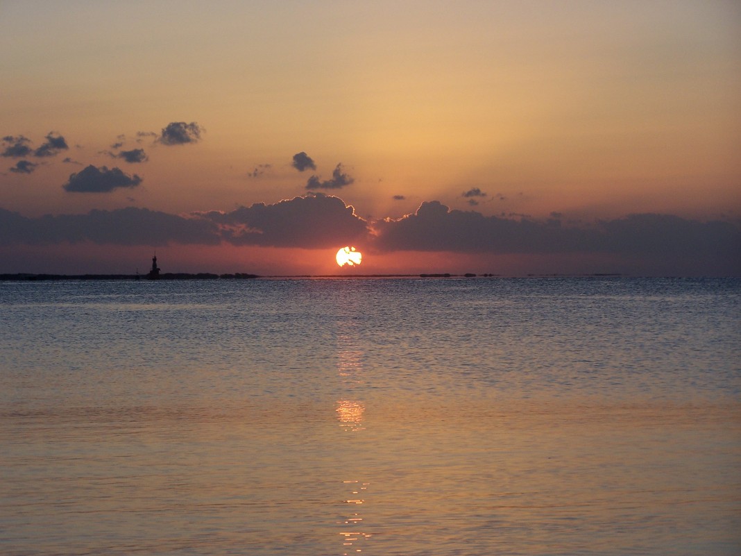 Восход солнца на Красном море - Sergey Oslopov Восход солнца на Красном море - Sergey Oslopov
