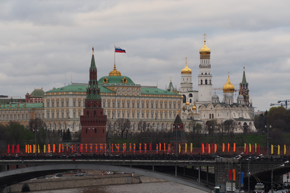 Москва праздничная - Сергей Михальченко