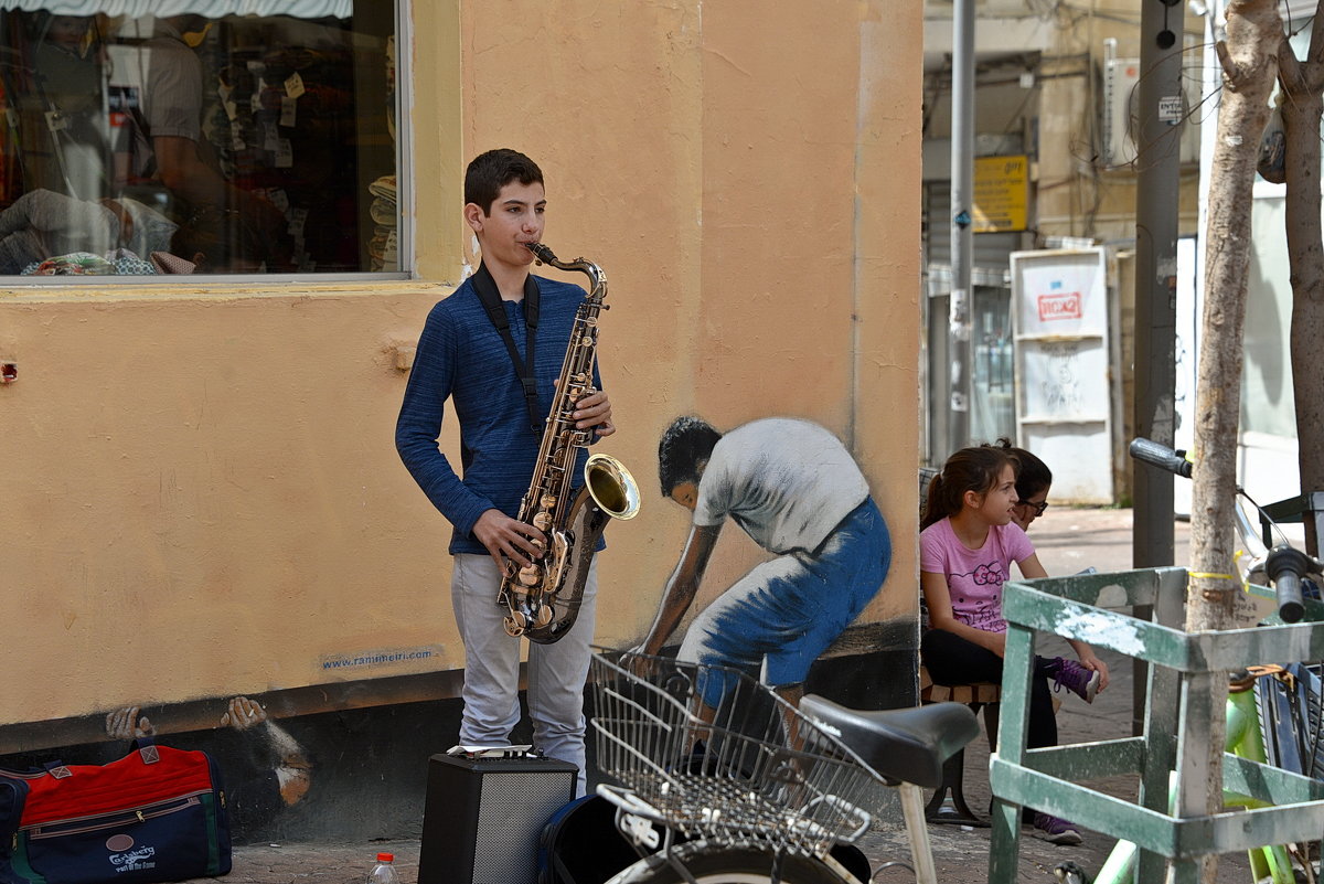 Маленький музыкант - Владимир Брагилевский Маленький музыкант - Владимир Брагилевский