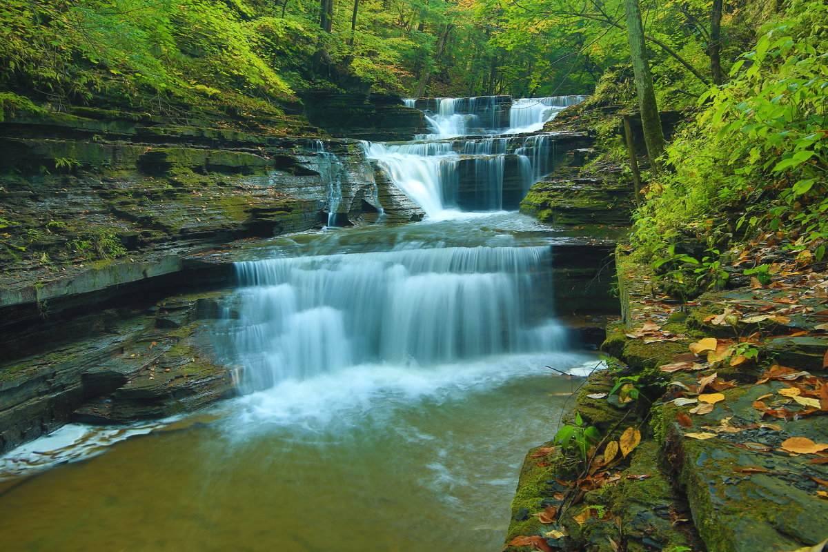 Buttermilk Falls - Naum 