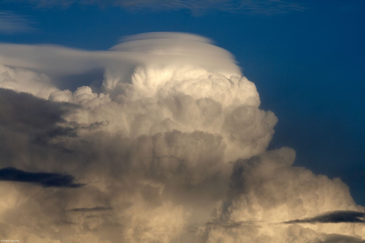 Кучево-дождевик с Pileus - Дамир Ялышев