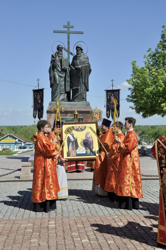 Памятник Кириллу и Мефодию - Кирилл Иосипенко